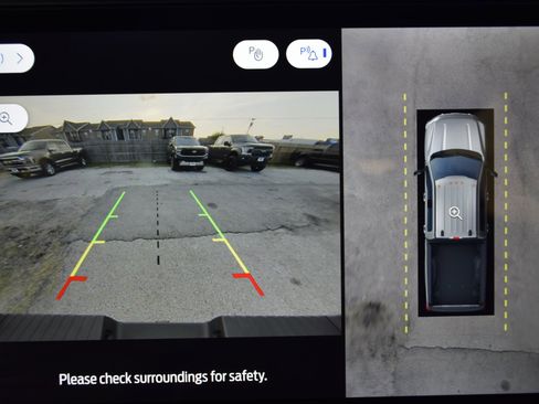 New 2026 Ford F250 Lariat w/ Black Appearance Package image 13