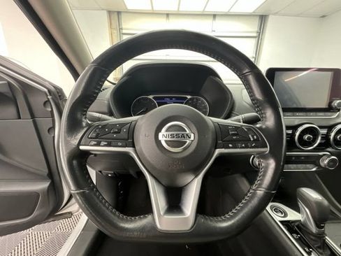 Used 2022 Nissan Sentra SV FWD image 6
