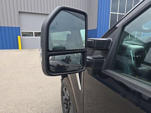 Used 2023 Ford F150 XLT w/ Trailer Tow Package AWD/4WD image 7