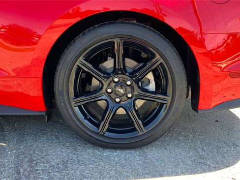 Used 2019 Ford Mustang Convertible w/ Equipment Group 101A RWD image 26