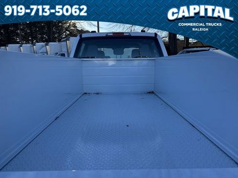 New 2026 Ford F250 XL w/ XL Chrome Package RWD image 18
