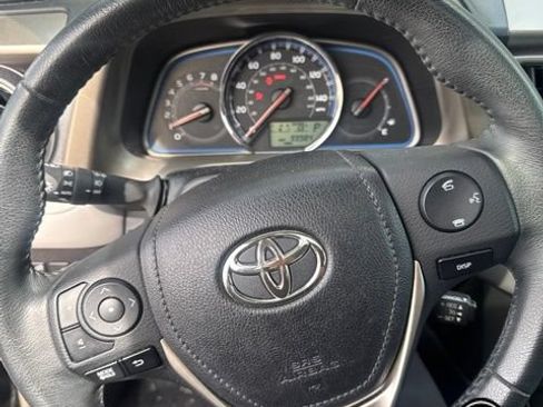 Used 2014 Toyota RAV4 Limited AWD/4WD image 8