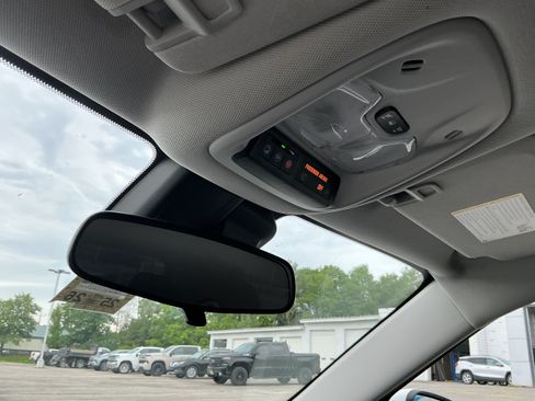 Certified 2023 Chevrolet TrailBlazer LT AWD/4WD image 9