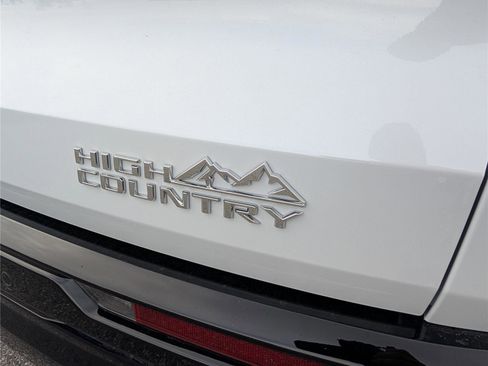 Used 2026 Chevrolet Traverse High Country w/ LPO, Floor Liner Package image 10