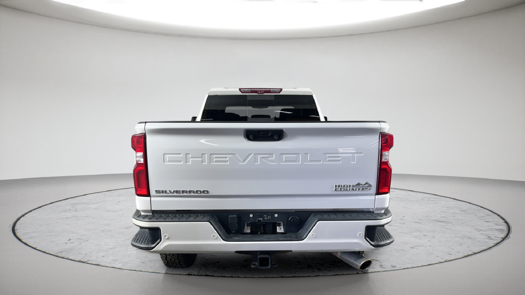 Used 2020 Chevrolet Silverado 3500 High Country w/ Technology Package AWD/4WD image 6