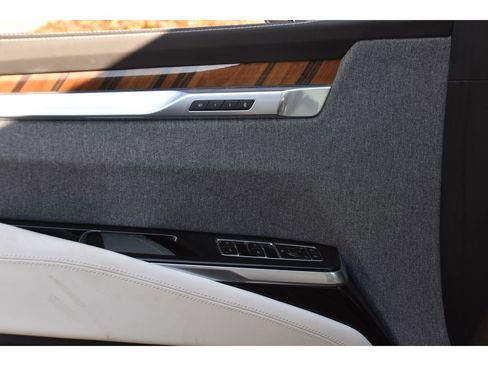 Certified 2025 Cadillac Escalade ESV Sport Platinum w/ LPO, Floor Liner Package image 26