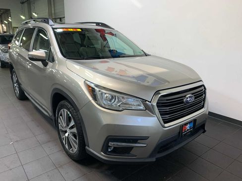Used 2019 Subaru Ascent Limited image 2