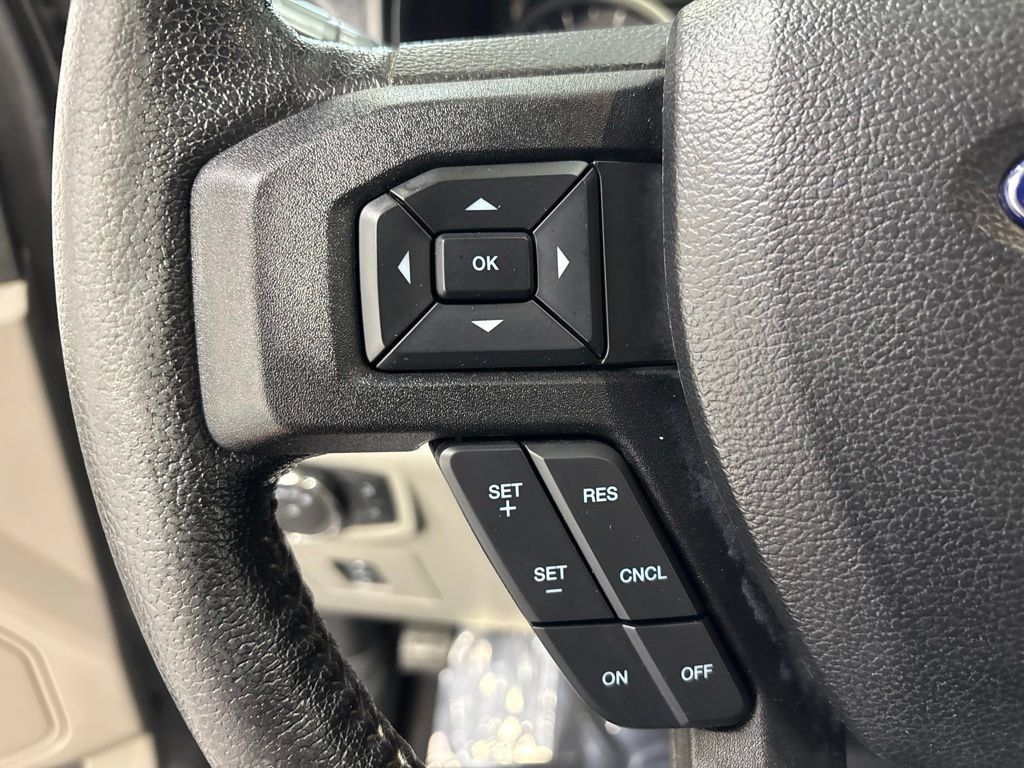 Used 2016 Ford F150 4x4 SuperCrew image 13