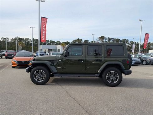 Used 2023 Jeep Wrangler Sahara w/ Cold Weather Group image 6