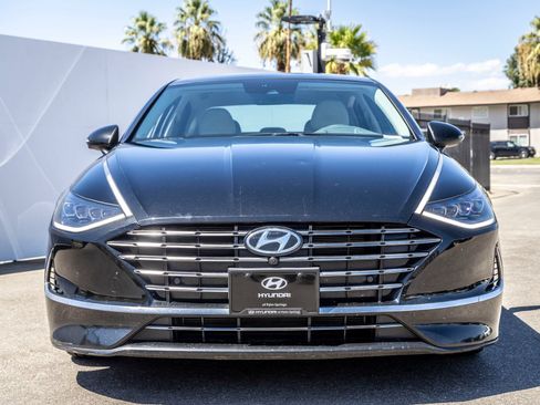 Used 2021 Hyundai Sonata Limited w/ Cargo Package FWD image 4