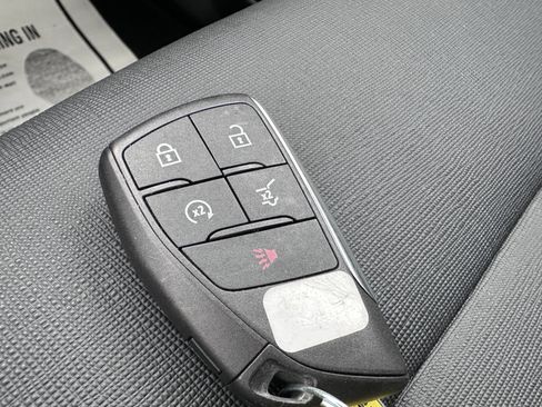 Used 2025 Buick Enclave Preferred image 23