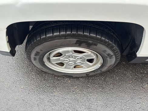 Used 2016 Jeep Patriot Sport w/ Power Value Group image 12