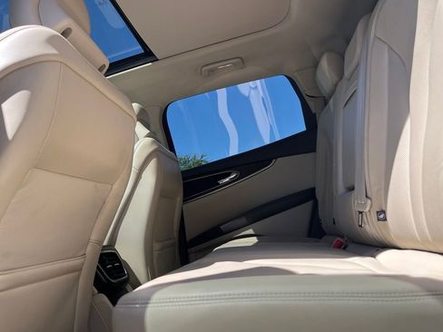 Used 2016 Lincoln MKX Reserve w/ Technology Package AWD/4WD image 10