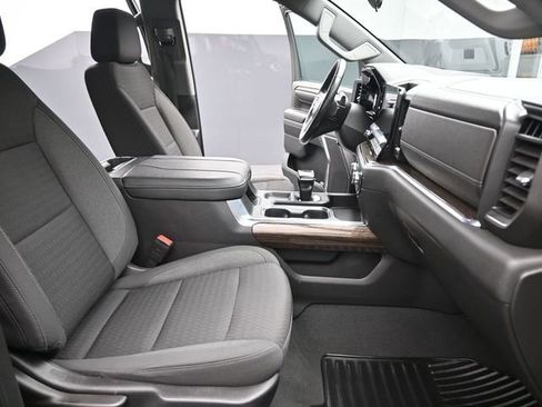 Used 2023 GMC Sierra 1500 Elevation w/ X31 Off-Road Package image 3