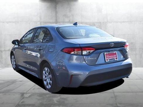 Used 2025 Toyota Corolla LE image 7