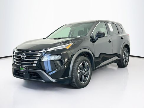 Used 2025 Nissan Rogue SV AWD/4WD image 3