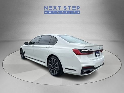 Used 2020 BMW 750i xDrive w/ Executive Package AWD/4WD image 5