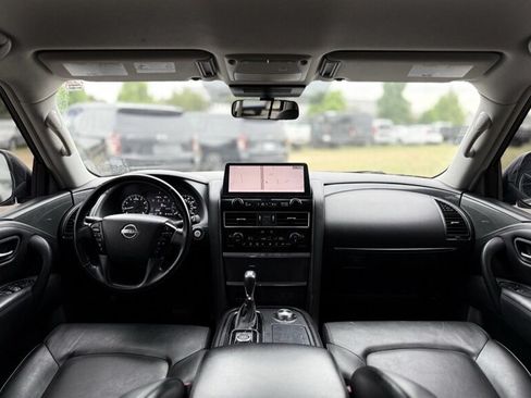 Used 2021 Nissan Armada SV AWD/4WD image 2