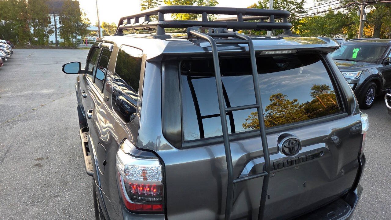 Used 2014 Toyota 4Runner SR5 AWD/4WD image 16