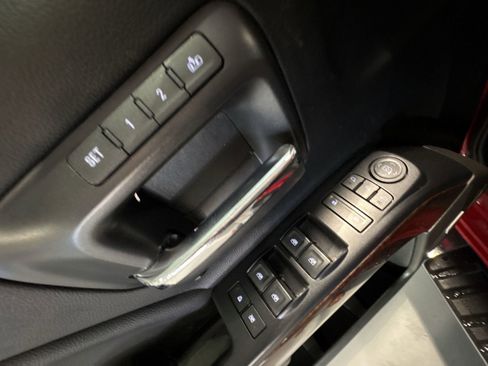 Used 2018 GMC Sierra 1500 SLT image 22