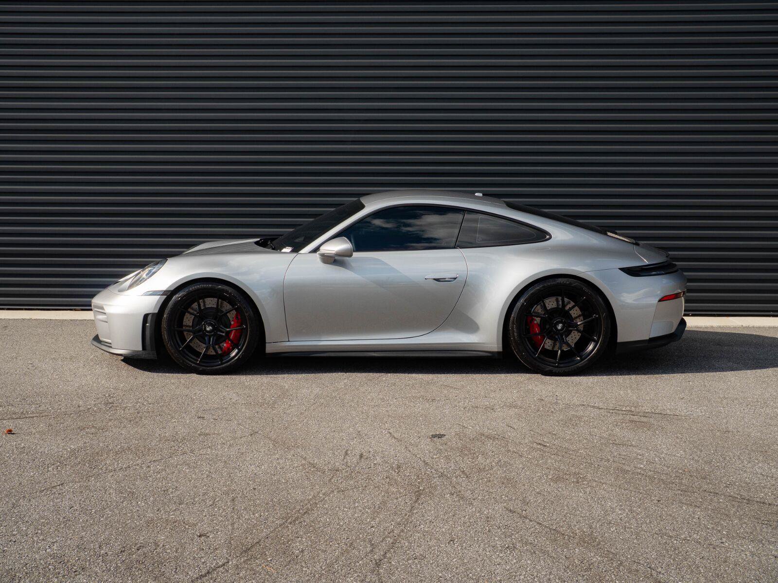 Certified 2026 Porsche 911 GT3 RWD image 2