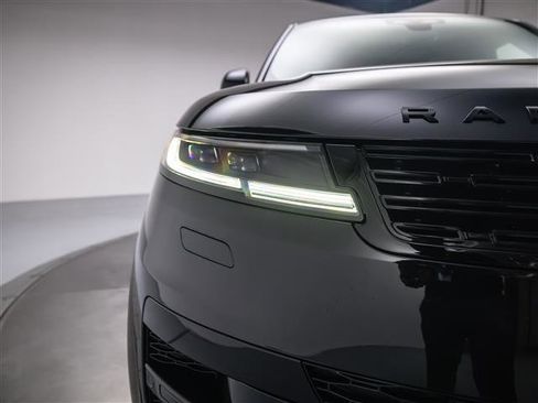 New 2026 Land Rover Range Rover Sport SE image 11