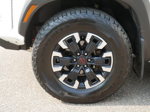 Used 2022 Nissan Frontier PRO-4X AWD/4WD image 15
