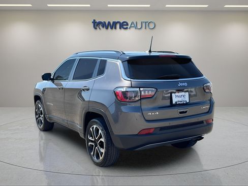 Used 2022 Jeep Compass Limited AWD/4WD image 5