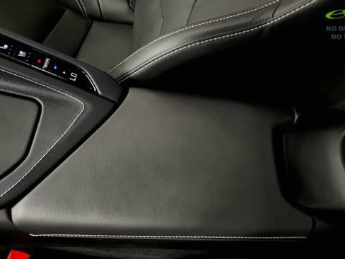 Used 2024 Chevrolet Corvette Stingray Preferred Conv w/ Z51 Performance Package RWD image 66