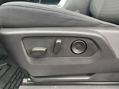 Used 2025 GMC Sierra 1500 Elevation w/ Preferred Package image 17