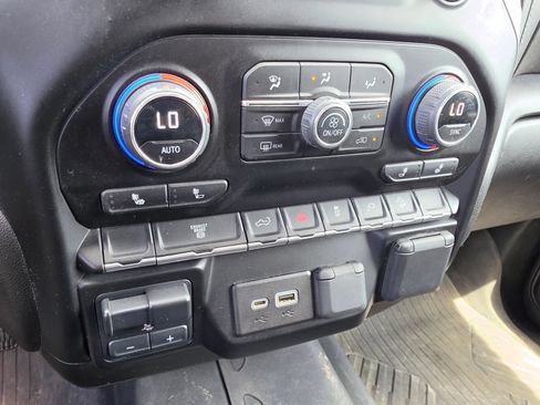 Used 2023 Chevrolet Silverado 2500 LT AWD/4WD image 22