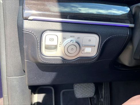 Used 2020 Mercedes-Benz GLS 450 4MATIC image 33