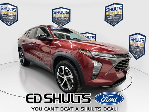 Used 2024 Chevrolet Trax RS image 1