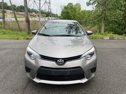 Used 2014 Toyota Corolla LE FWD image 8