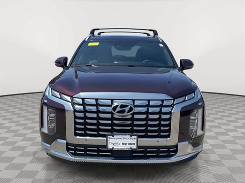 Used 2024 Hyundai Palisade Calligraphy AWD/4WD image 2
