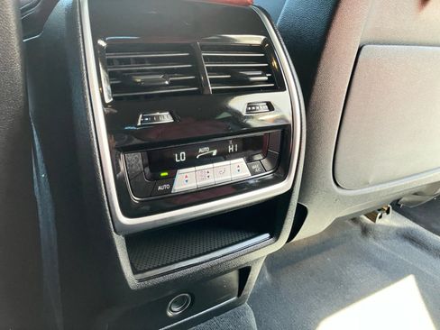 Used 2024 BMW X6 xDrive40i w/ Premium Package AWD/4WD image 21