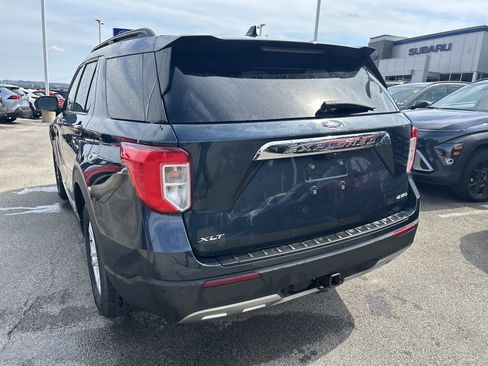 Used 2022 Ford Explorer XLT w/ Equipment Group 202A image 12