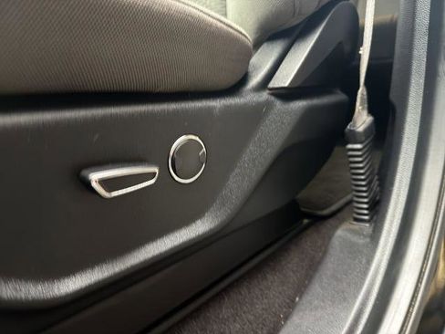 Certified 2018 Ford F150 XLT w/ Equipment Group 301A Mid image 22