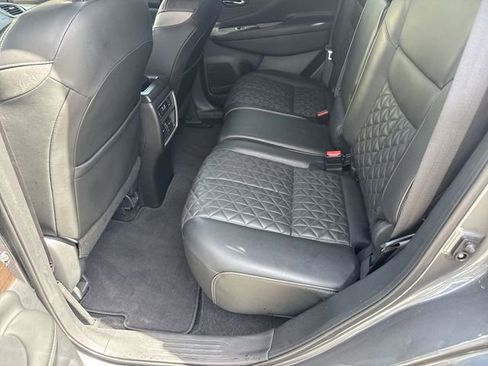 Used 2019 Nissan Murano Platinum image 14