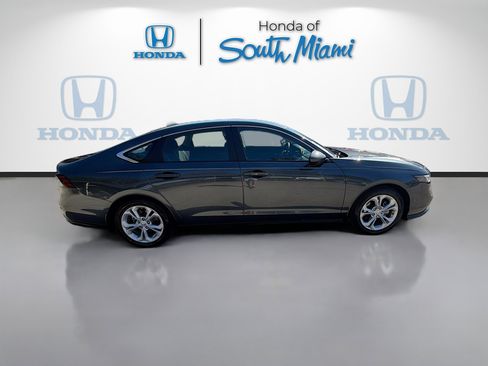 Used 2025 Honda Accord LX image 8