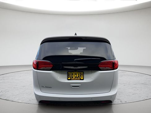 New 2026 Chrysler Voyager LX FWD image 4