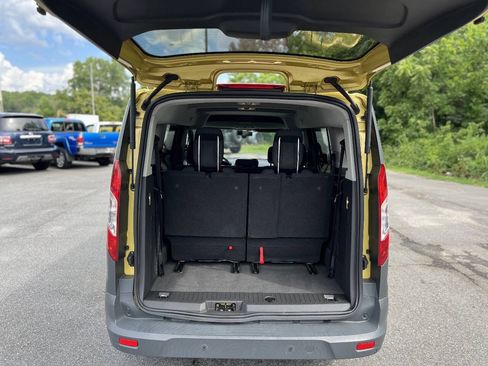 Used 2018 Ford Transit Connect XL FWD image 19