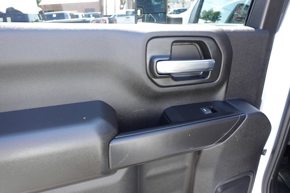 Used 2025 Chevrolet Silverado 2500 Custom w/ Custom Value Package AWD/4WD image 23
