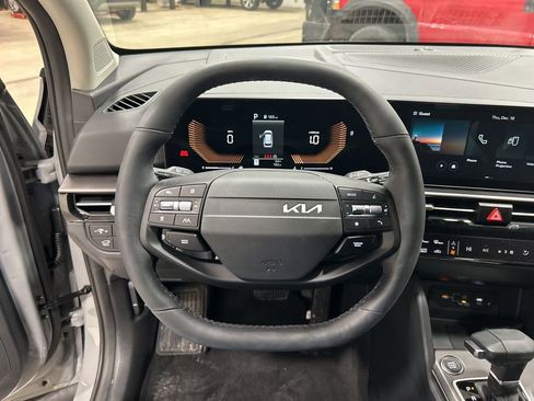 New 2026 Kia Sportage EX image 13