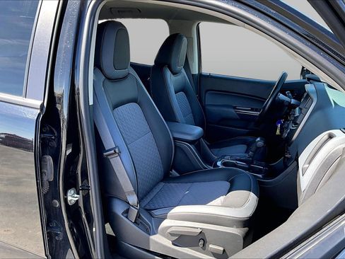 Used 2015 Chevrolet Colorado Z71 image 7