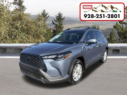 Used 2023 Toyota Corolla Cross LE AWD/4WD image 1