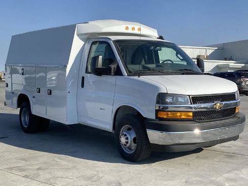 New 2024 Chevrolet Express 3500 w/ Power Convenience Package image 71