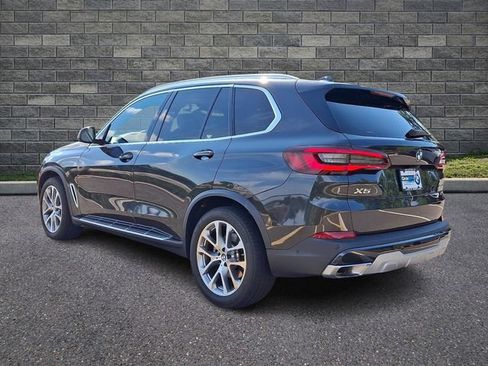 Used 2023 BMW X5 xDrive50e AWD/4WD image 4