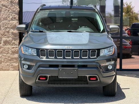 Used 2018 Jeep Compass Trailhawk w/ Navigation Group AWD/4WD image 19