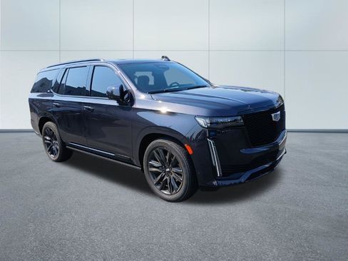 Certified 2024 Cadillac Escalade Sport w/ LPO, ONYX Package AWD/4WD image 9